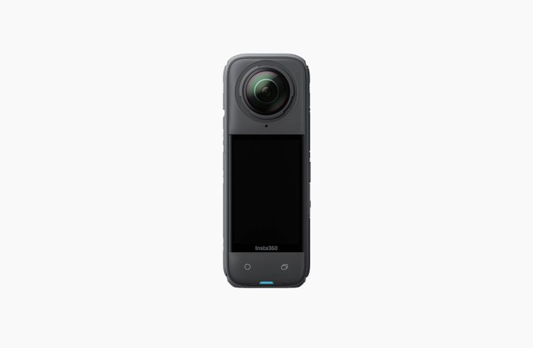 Insta360 X4 Standard Bundle