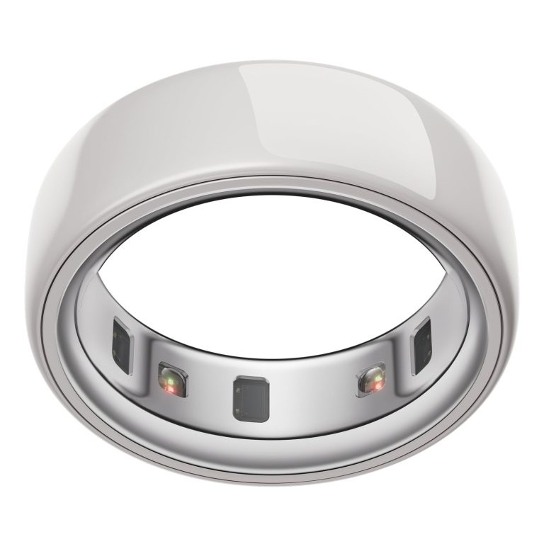 Oura Ring 4 Ceramic — Cloud